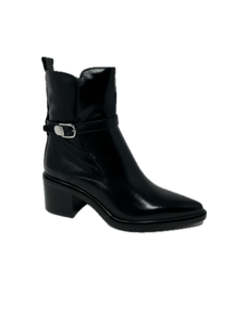 Mjus L39205