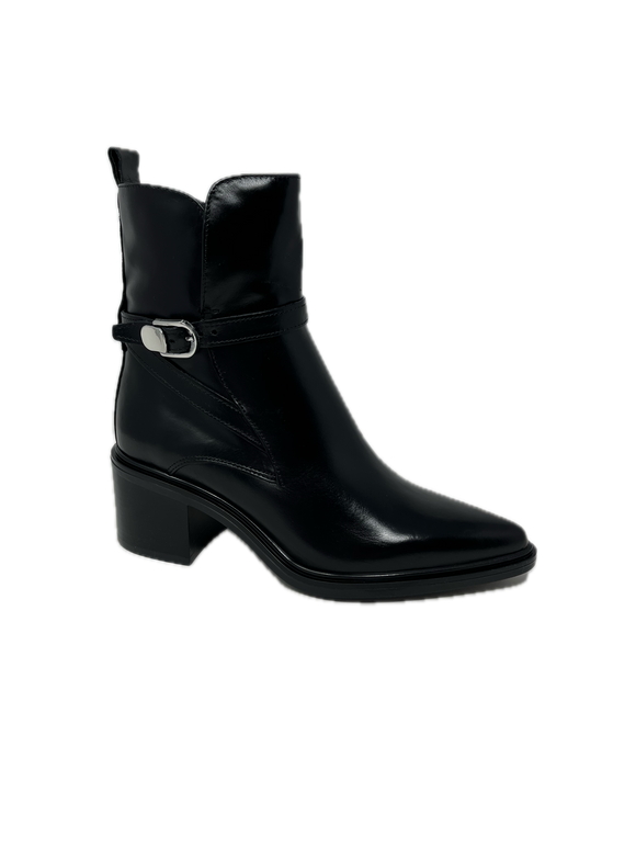 Mjus L39205